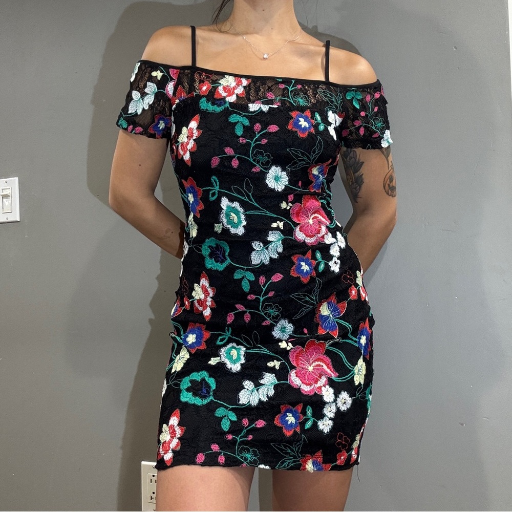 Guess Black and Colorful Lace Bodycon Mini Dress